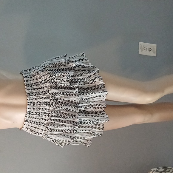 🔥🔥Muche et Muchette Anoush mini ruffle black & white skirt OS - Picture 2 of 14